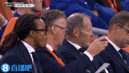 【BTC365币投】欧国联-范迪克制胜阿扎尔伤退 荷兰1-0胜比利时头名晋级决赛圈