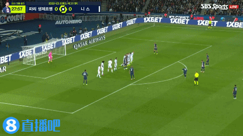 半场-梅西突破造任意球+主罚破门 巴黎1-0领先尼斯