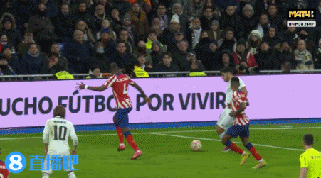 本泽马本场数据:4射2正,1粒进球,3次关键传球,评分7.9分