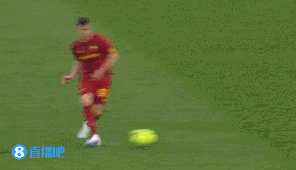 意甲-维纳尔杜姆破门+造点迪巴拉点射 罗马3-0十人桑普多利亚