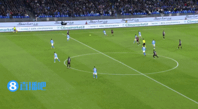 意甲-莱奥双响迪亚斯传射萨56一条龙 米兰4-0大胜那不勒斯升第三